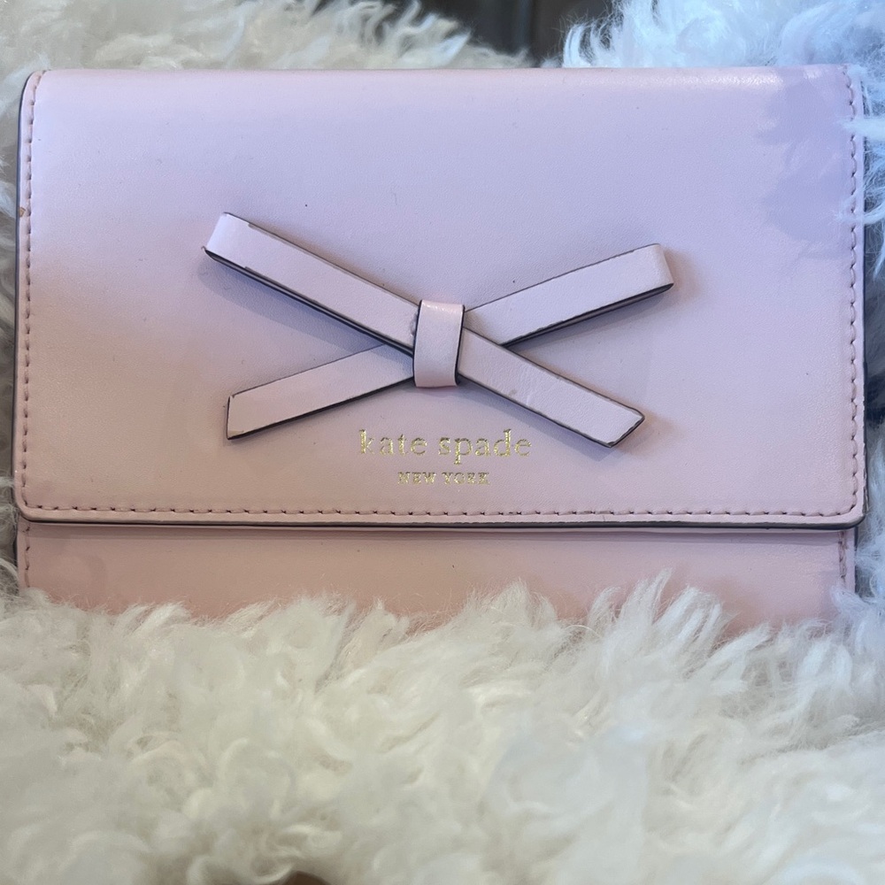 Kate Spade Light Pink Bow Wallet